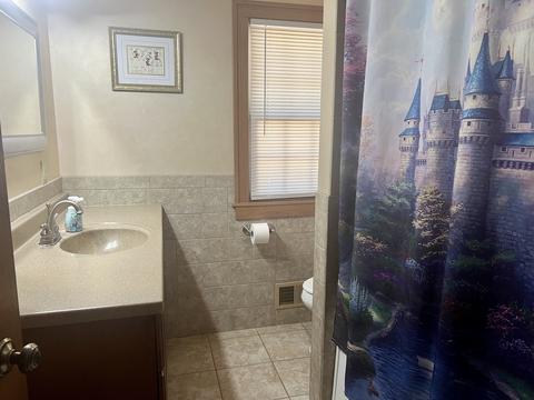 1046 Bellevue Ave, Elgin, IL 60120 photo 13
