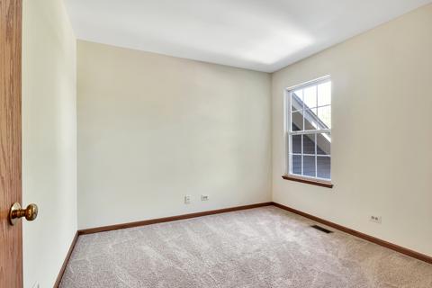 736 Bent Ridge Ln, Elgin, IL 60120 photo 36