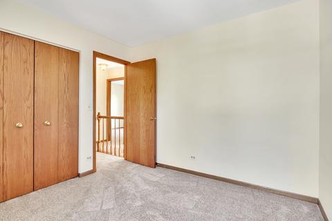 736 Bent Ridge Ln, Elgin, IL 60120 photo 35