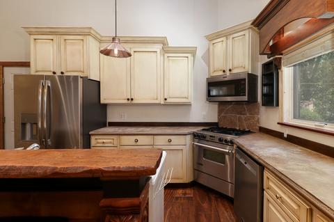 1908 E Croxton Ave, Bloomington, IL 61704 photo 7