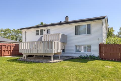 590 Glendale Ln, Hoffman Estates, IL 60169 photo 22