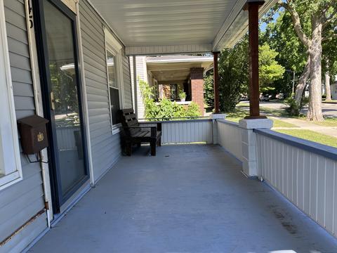 1245 E Maple St, Kankakee, IL 60901 photo 3