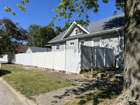 1245 E Maple St, Kankakee, IL 60901 photo 2