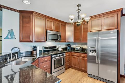 105 Strasma East Dr, Kankakee, IL 60901 photo 6