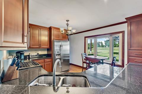 105 Strasma East Dr, Kankakee, IL 60901 photo 5