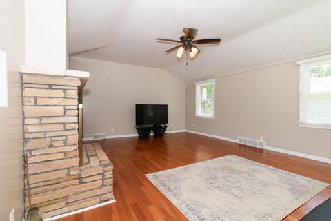 1002 S Linden St, Normal, IL 61761 photo 10