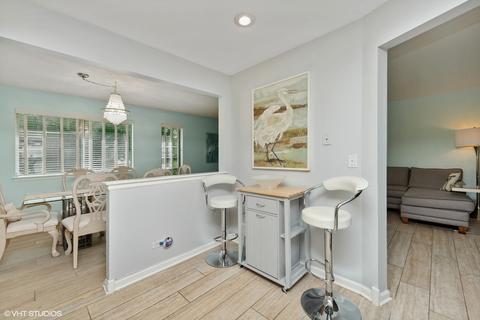 1602 Queens Ct #D1, Wheeling, IL 60090 photo 7