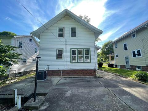 706 Franklin Ave, Normal, IL 61761 photo 4