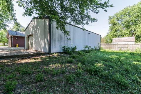 512 W Charles St, Mclean, IL 61754 photo 25