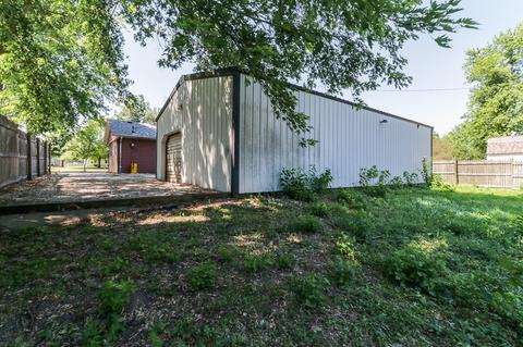 512 W Charles St, Mclean, IL 61754 photo 26