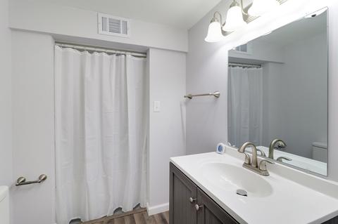 512 W Charles St, Mclean, IL 61754 photo 21