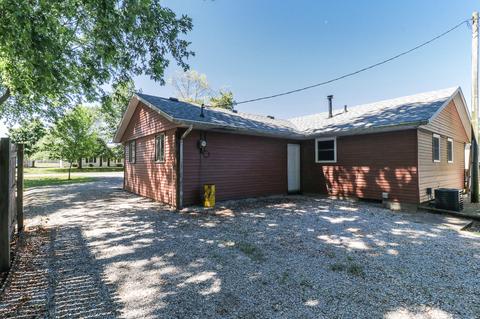 512 W Charles St, Mclean, IL 61754 photo 3