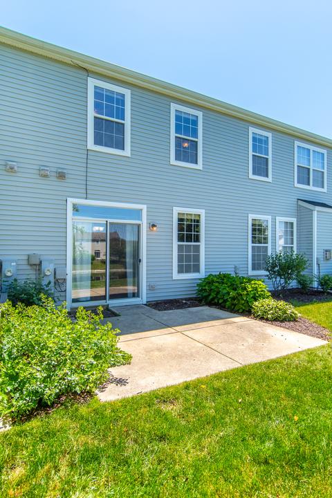 5124 Freeport Dr, Plainfield, IL 60586 photo 4