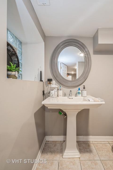 545 E 89th St, Chicago, IL 60619 photo 13