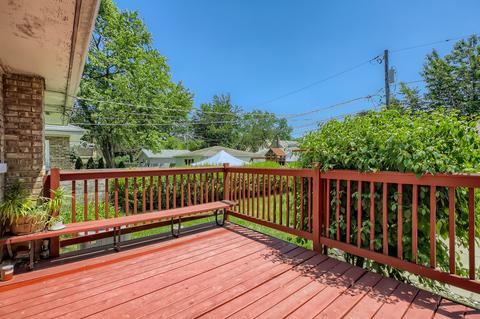 5259 Wright Ter, Skokie, IL 60077 photo 22
