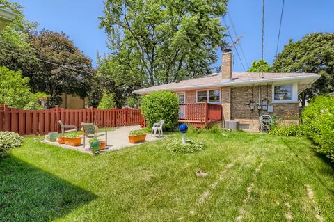 5259 Wright Ter, Skokie, IL 60077 photo 25