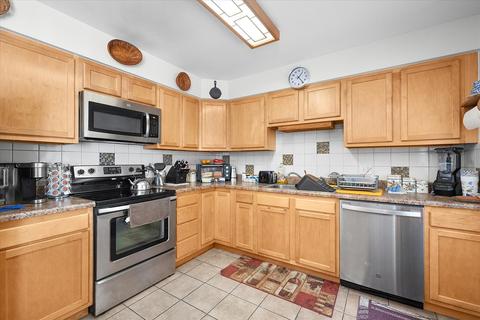 207 Eisenhower Dr, Bloomington, IL 61701 photo 36