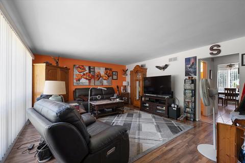 207 Eisenhower Dr, Bloomington, IL 61701 photo 32