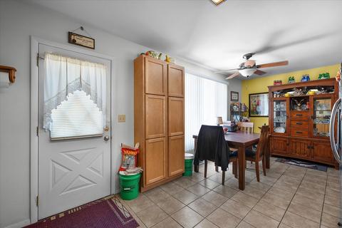 207 Eisenhower Dr, Bloomington, IL 61701 photo 37