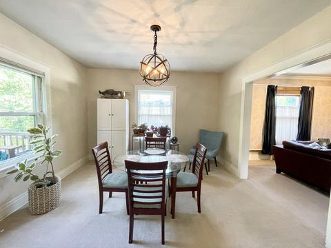 31 N Commonwealth Ave N, Elgin, IL 60123 photo 9