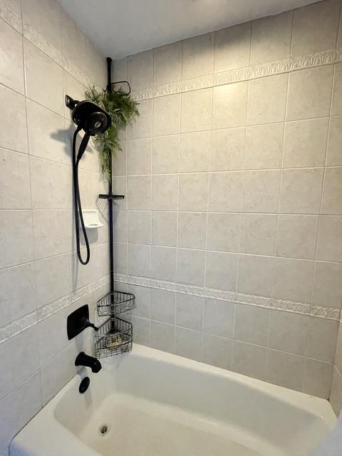 31 N Commonwealth Ave N, Elgin, IL 60123 photo 22