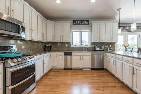 1385 N 9th Ave, Addison, IL 60101 photo 13
