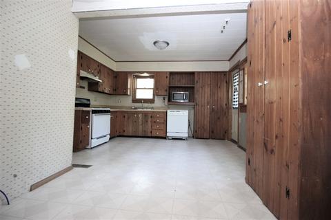 303 E Columbia St, Danvers, IL 61732 photo 7
