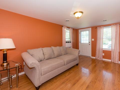 320 Bluff St, Lockport, IL 60441 photo 3