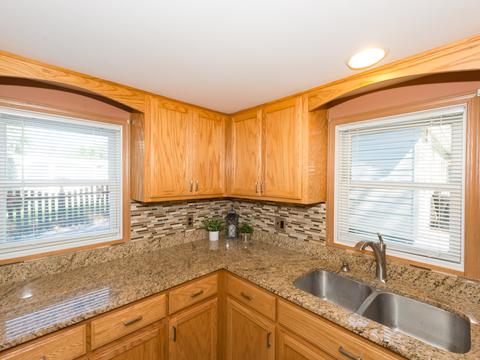320 Bluff St, Lockport, IL 60441 photo 8