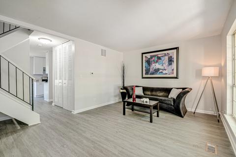 14 Silver Tree Cir, Cary, IL 60013 photo 6