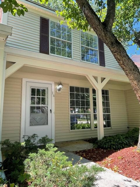 14 Silver Tree Cir, Cary, IL 60013 photo 3