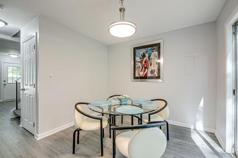 14 Silver Tree Cir, Cary, IL 60013 photo 11