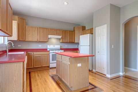 1916 Olde Mill Ln, Mchenry, IL 60050 photo 6