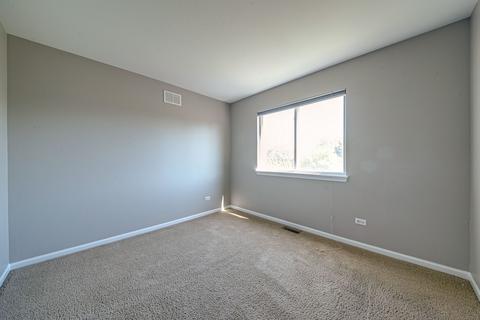 1916 Olde Mill Ln, Mchenry, IL 60050 photo 15