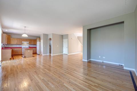 1916 Olde Mill Ln, Mchenry, IL 60050 photo 5