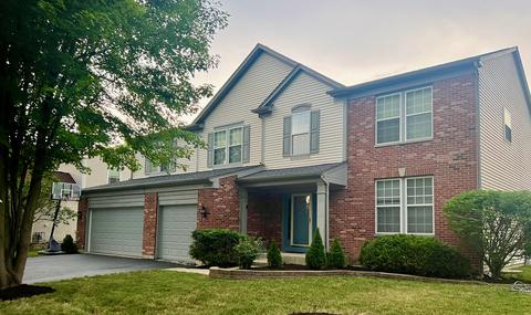 11550 Legacy Dr, Plainfield, IL 60585 photo 2