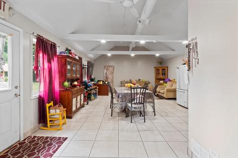 721 E Chicago St, Elgin, IL 60120 photo 31