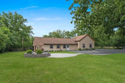 721 E Chicago St, Elgin, IL 60120 photo 4