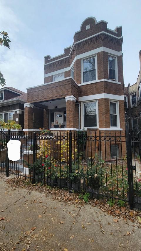 1020 N Springfield Ave, Chicago, IL 60651 photo 1