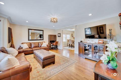 1906 Maple Ave, Berwyn, IL 60402 photo 3