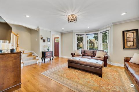 1906 Maple Ave, Berwyn, IL 60402 photo 4