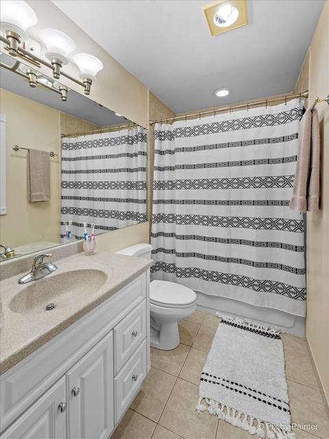 984 Bruce Dr, Elgin, IL 60120 photo 19