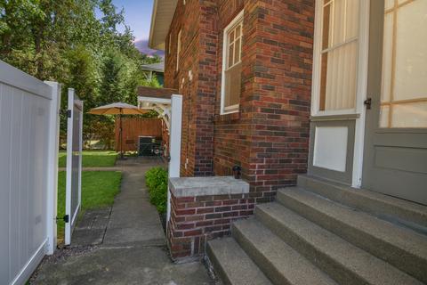 501 Emerson St, Bloomington, IL 61701 photo 59