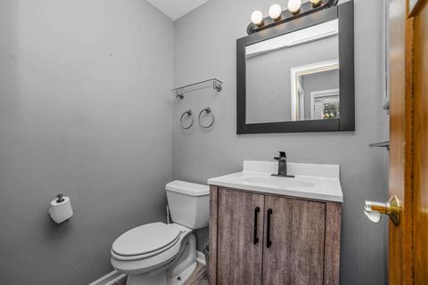 716 Debra Dr, Des Plaines, IL 60016 photo 9