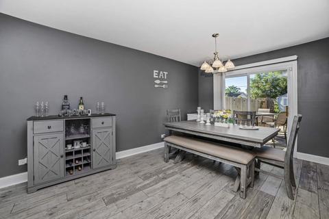716 Debra Dr, Des Plaines, IL 60016 photo 5