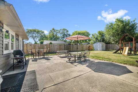 716 Debra Dr, Des Plaines, IL 60016 photo 16