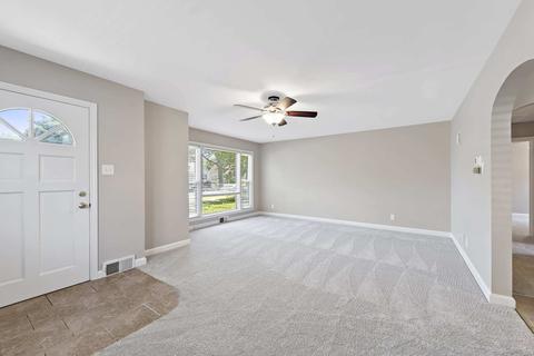 527 S May Ave, Kankakee, IL 60901 photo 4