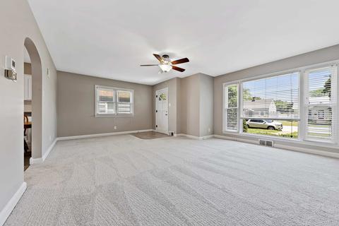 527 S May Ave, Kankakee, IL 60901 photo 5