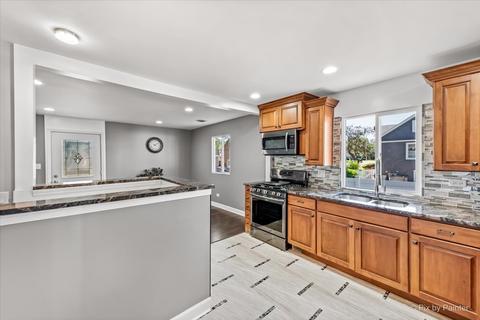 1912 Prospect Ave, Peru, IL 61354 photo 16