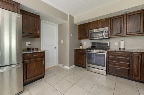 7906 Windspoint Rd, Roscoe, IL 61073 photo 13
